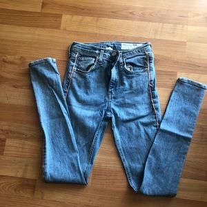 Rag & Bone jean size 24 pink accent line